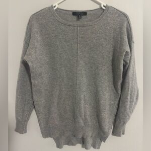 Women’s Cashmere Saks Fifth Avenue Gray Crew Neck Sweater Size Medium